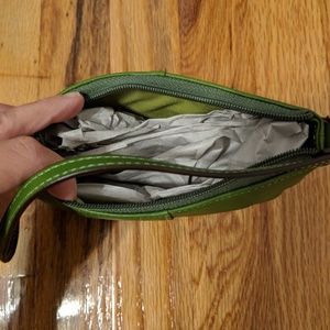 Coach Bags - NEW! W/O TAGS Coach leather wristlet Coach Bags - NEW! W/O TAGS Coach leather wristlet